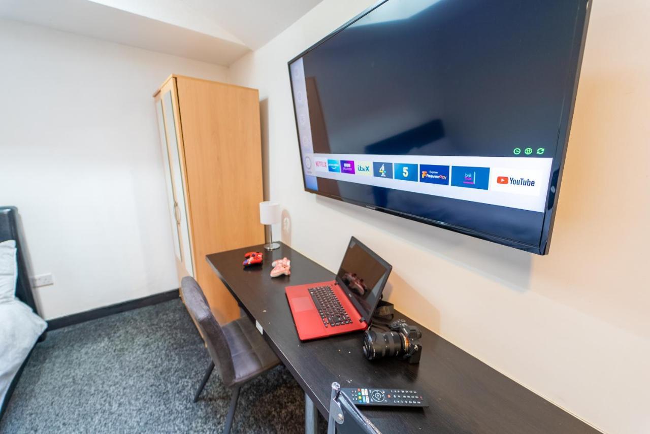 ברמינגהאם Staysa Equipped Studios Near Qe And Uob In Guesthouse Close To The City! חדר תמונה