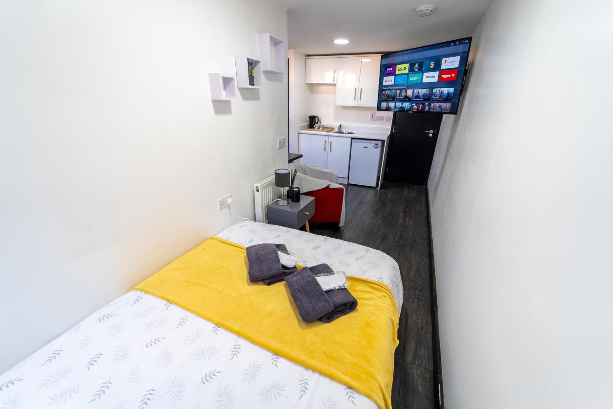 ברמינגהאם Staysa Equipped Studios Near Qe And Uob In Guesthouse Close To The City! חדר תמונה