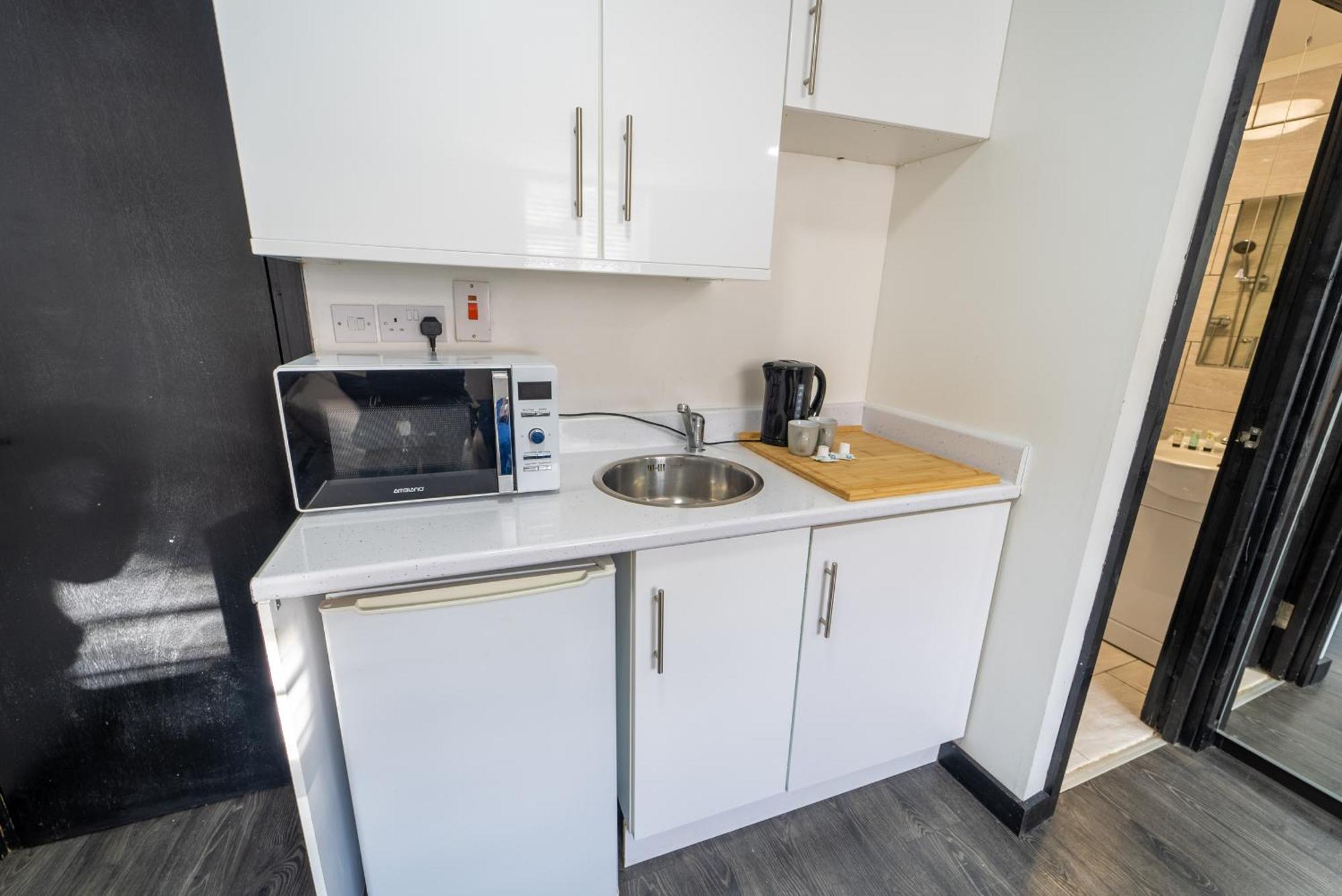 ברמינגהאם Staysa Equipped Studios Near Qe And Uob In Guesthouse Close To The City! חדר תמונה